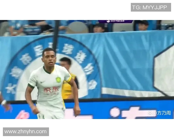 足球巨星真情演讲原声展现拼搏精神点燃无数球迷热血激情